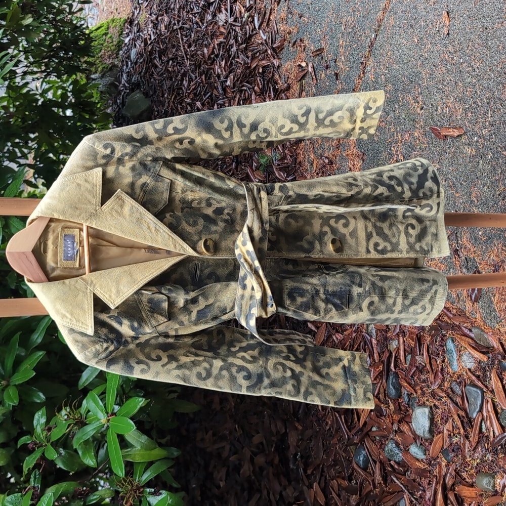 Yellow Snake Leather Kenar Black and Gold Patterned Coat